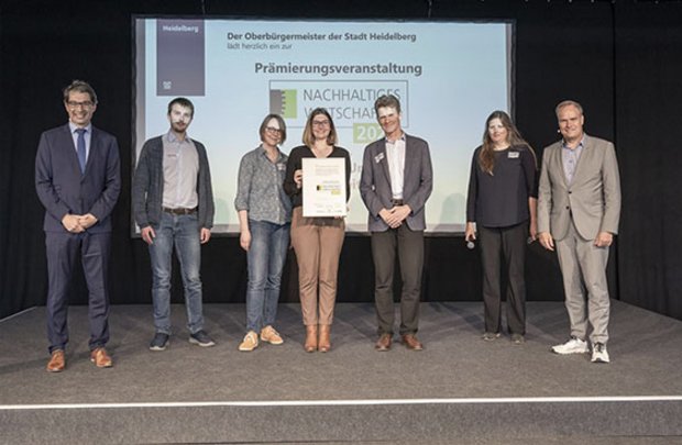 hms-klimainitiative-nachhaltiges-wirtschaften Mitglieder der HMS Klimainitiative bei der Prämierung für Nachhaltiges Wirtschaften in Heidelberg.